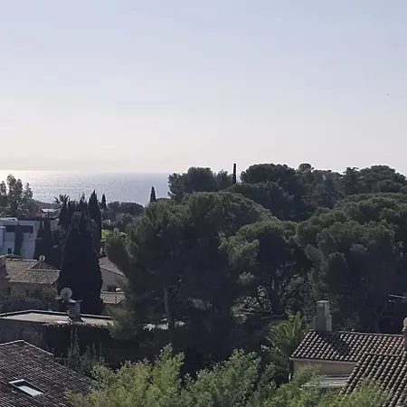 Bright With Terrace In Saint-raphael * Saint-Raphael (Var)