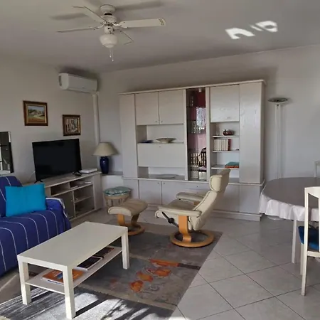 Bright With Terrace In Saint-raphael